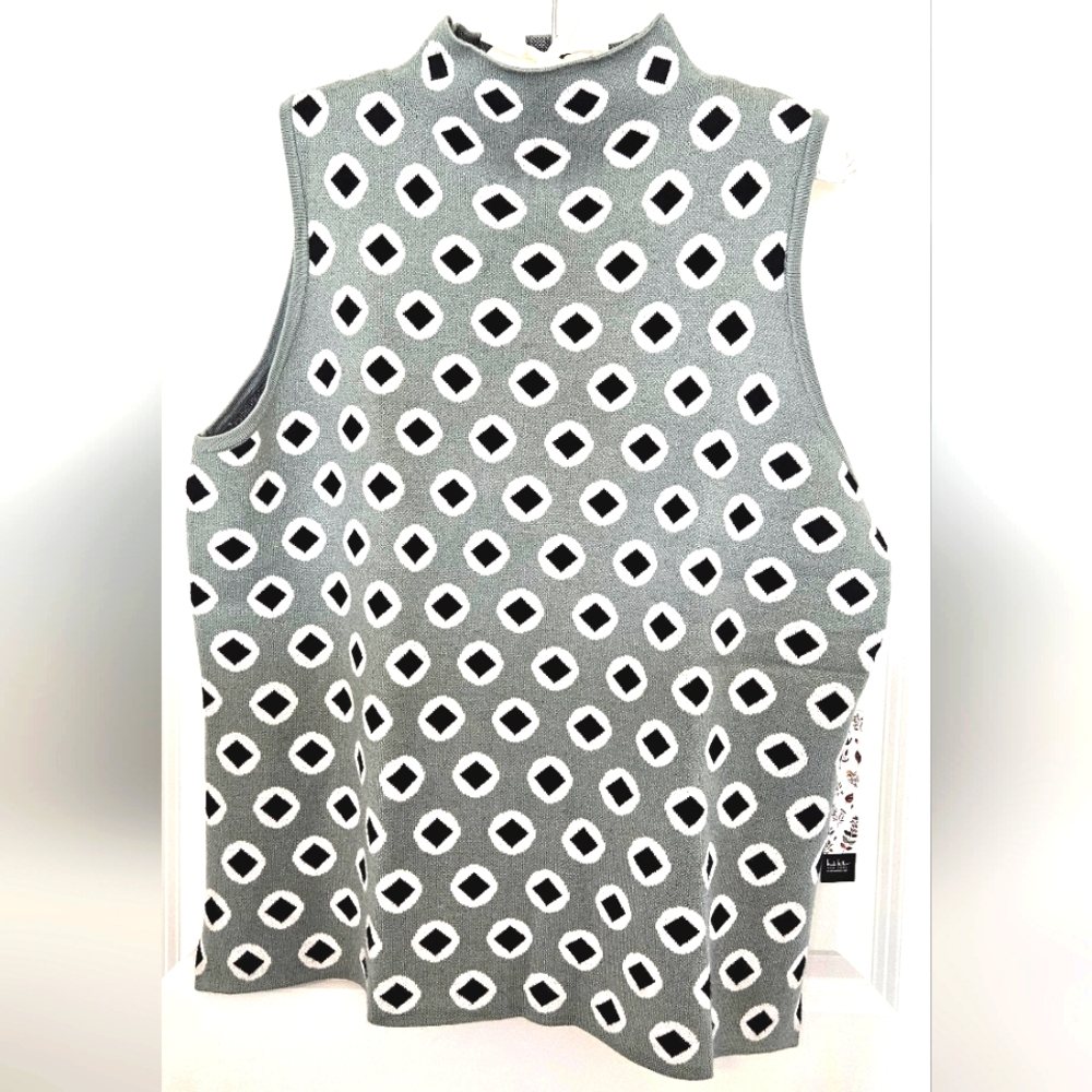 Nicole Miller Mint Green and Black checkered Mod Knit Sleeveless Top
